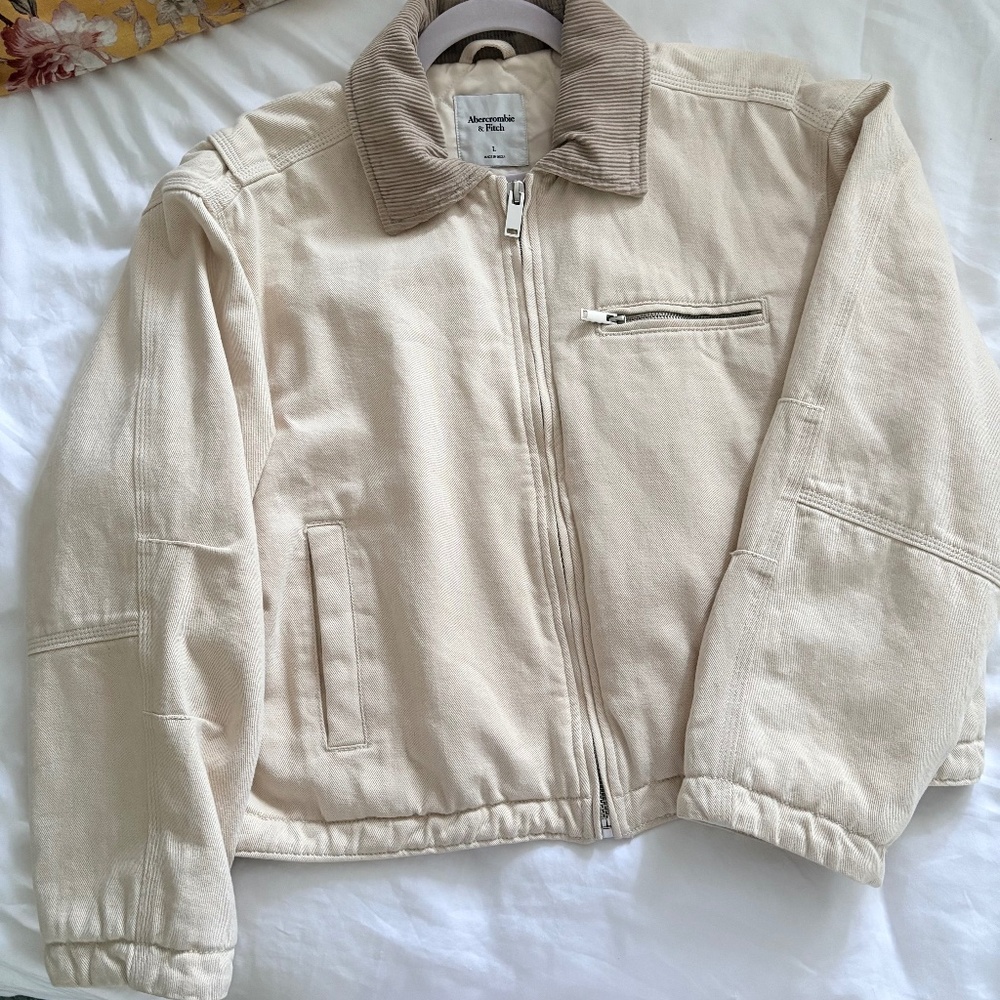 Abercrombie and Fitch Cropped Twill Workwear Jacket